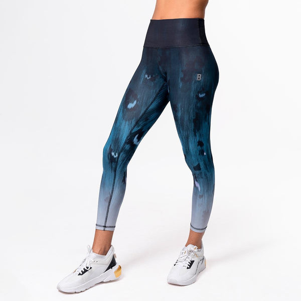 Seaport yoga pants for women, straight-fit workout & exercise pants.